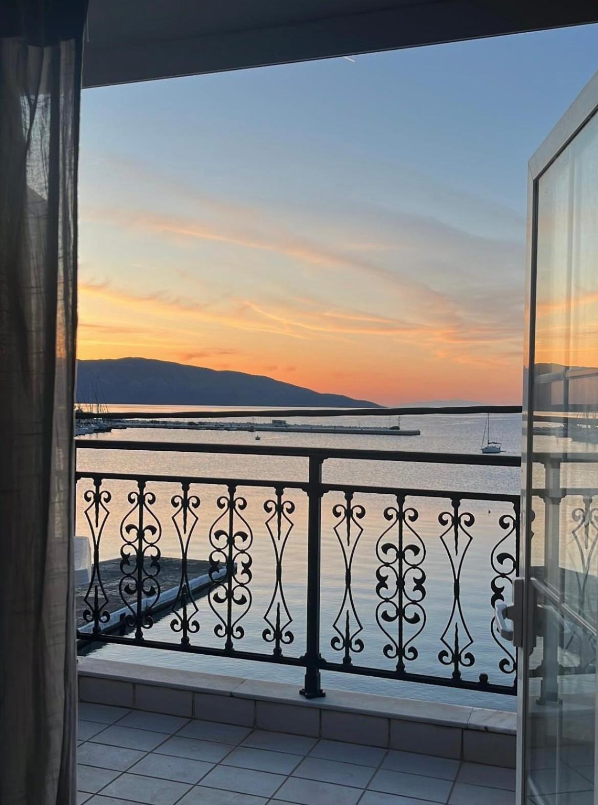 Sea Side Studios Айя-Евфимия Экстерьер фото